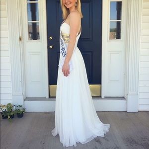 Beautiful white Gown